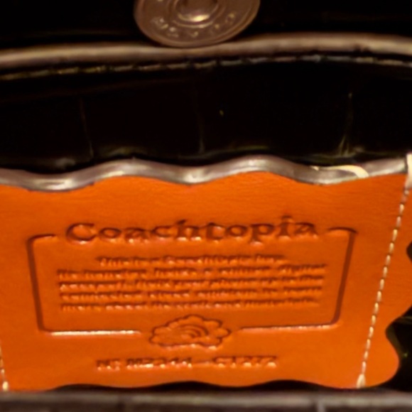 Coachtopia Black Crocodile-Embossed Egro Bag - Picture 6 of 8